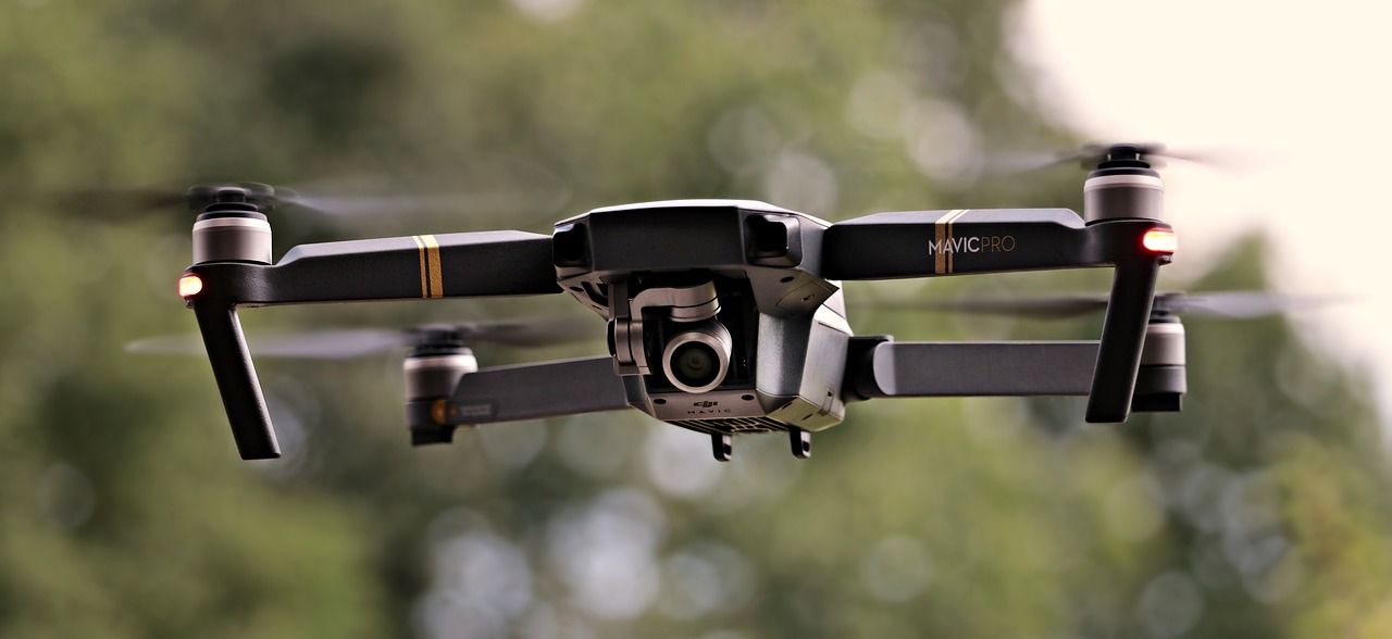 W jakim przypadku warto zdecydować się na wynajem drona?