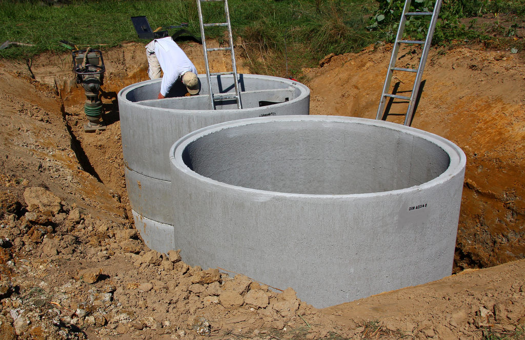 Szamba betonowe – jak dobrać odpowiednią pojemność?